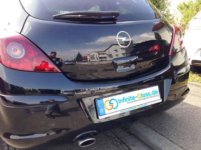 opel-corsa-d-2-infinite-gloss-dettingen-teck-autopflege